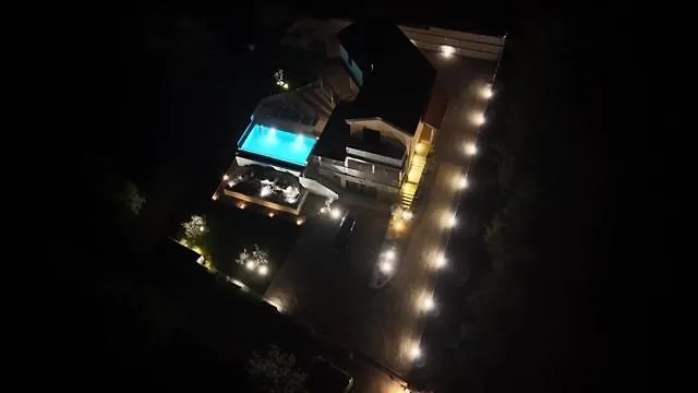 Villa Dominika Rakotule 0*,