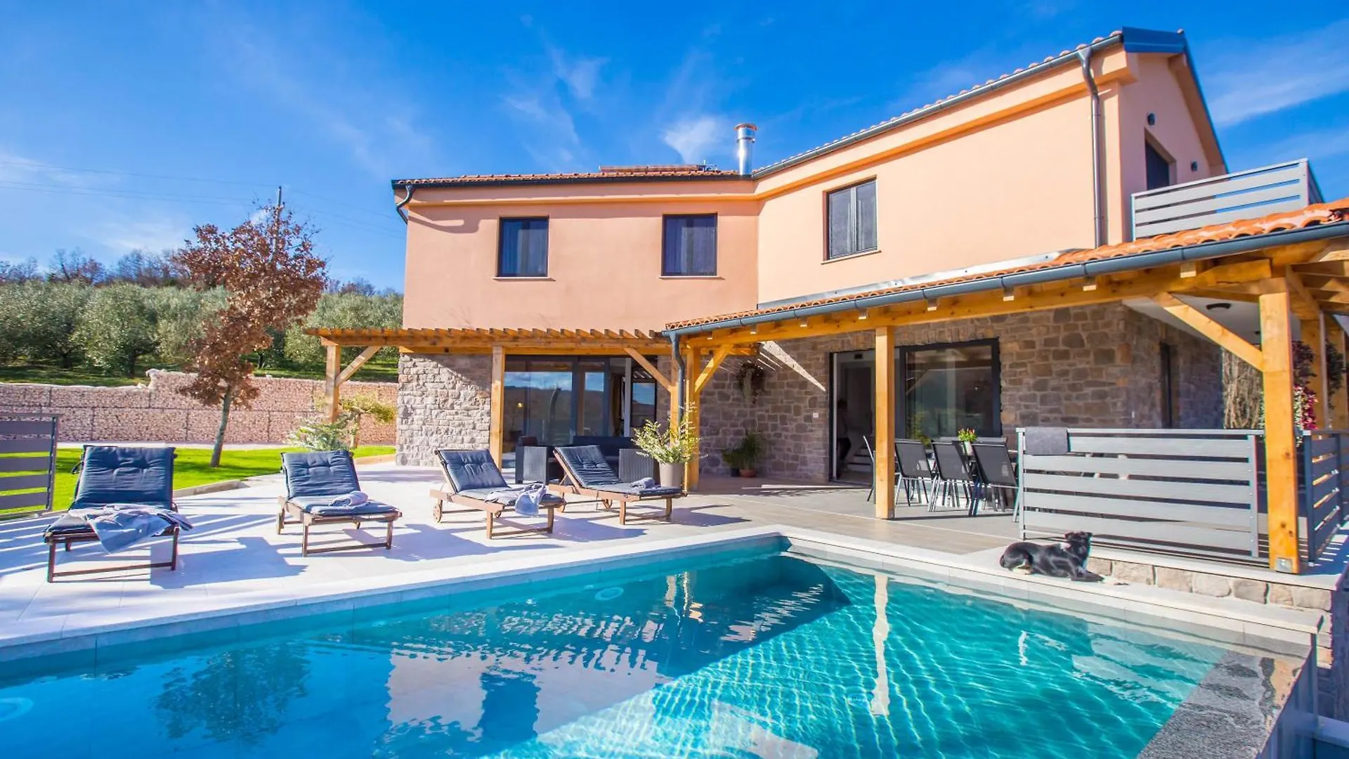 Villa Dominika Rakotule 0*,